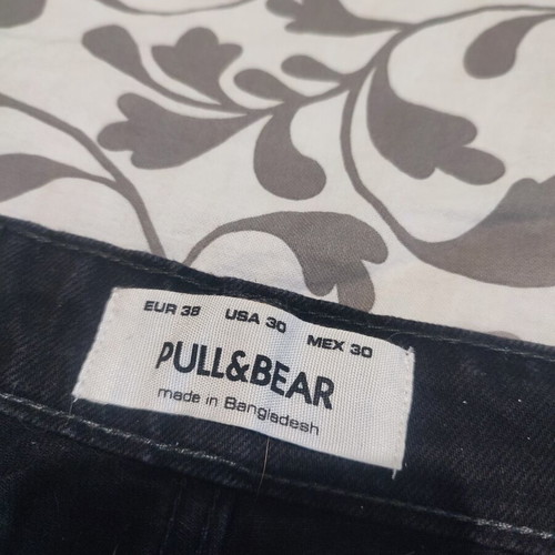 Pull & Bear men's black jeans, straight fit, size 30, faded