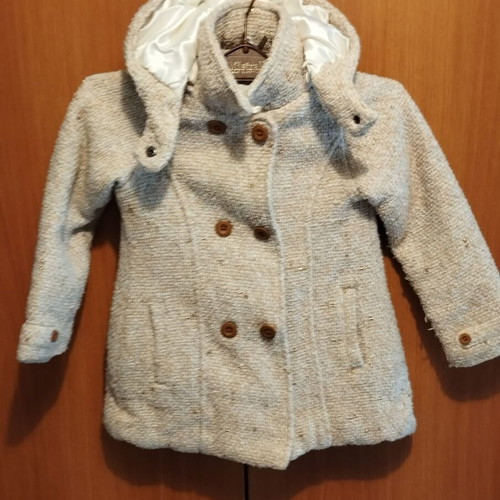 Orchestra girls' coat like new, beige with metallized details