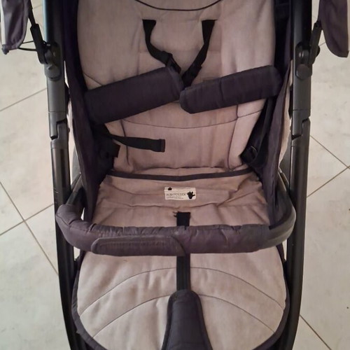 Joie Baby Stroller like new