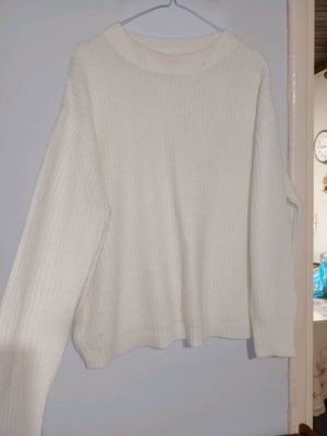 H&M women's sweater used, cream, size M-L