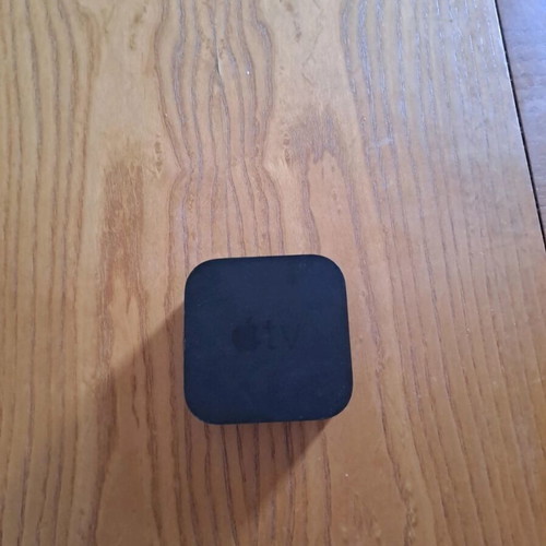 Apple TV 4K 2nd Generation (2021) with Siri Remote and Cooling Fan