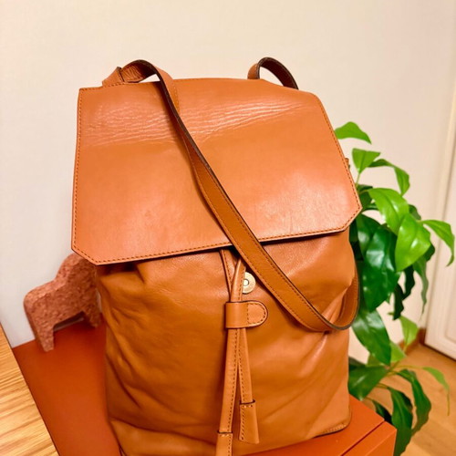 Sona de Nisco genuine leather convertible backpack shoulder bag cognac brown like new