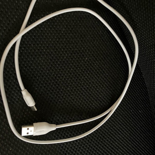 USB A to USB Type C cable like new, used a few times