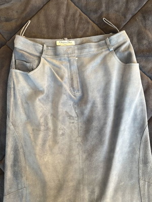 Christian Dior Boutique suede pencil skirt used, gray, size M