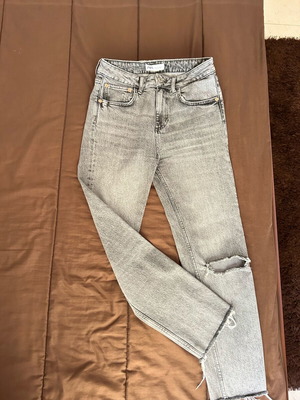 Zara jeans size S used, high waist, grey