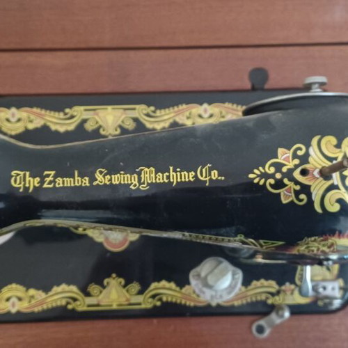 Zampa sewing machine used, vintage 70s with cabinet