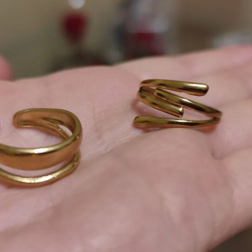 Set of two gold-tone rings size 8, stainless steel, new