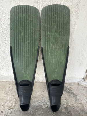Diving fins used, size 43-45