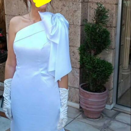 Silk mermaid wedding dress with one shoulder and gloves, like new
