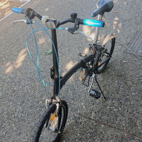 DHS Folding Bicycle like new, aluminum, 6 speeds