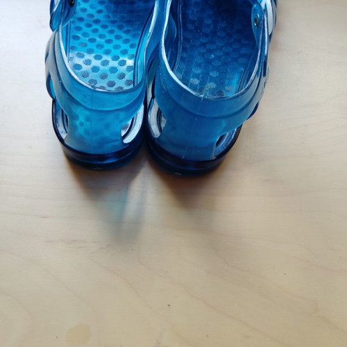 Silicone sandals size 35 like new, blue