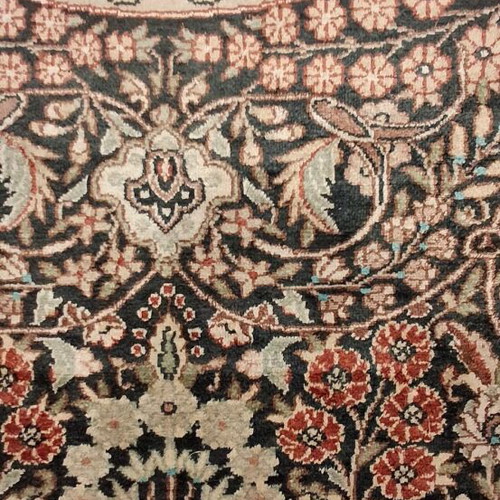 Persian rug used 100% silk handmade 2.40 x 1.64