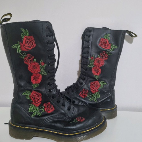 Dr Martens tall women's boots size 37 used, black