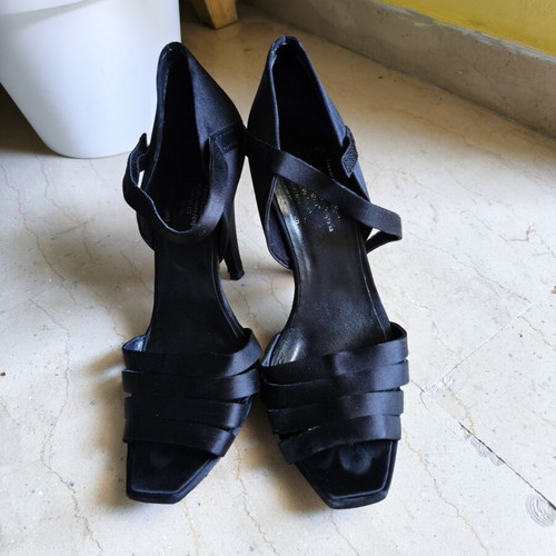 Pedro Garcia satin women's dance sandals like new, size 39, black