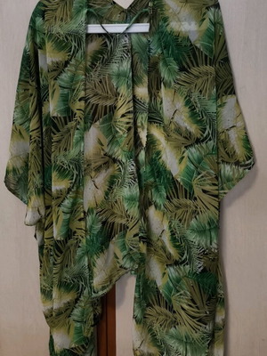 Summer kimono like new, green leaves, airy