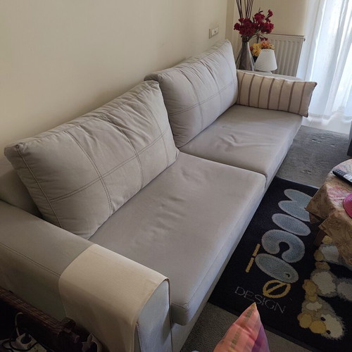 Three-seater and two-seater sofa set used