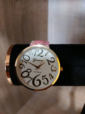 Analog watch new with white dial and pink floral strap