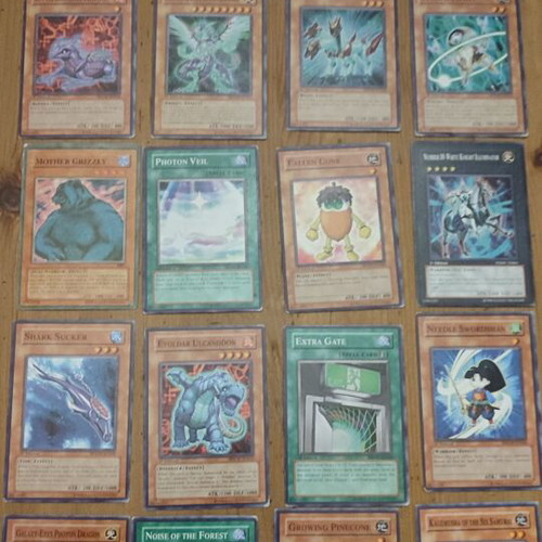 Συλλογή κάρτες Yu-Gi-Oh! μεταχειρισμένες, 241 τεμάχια