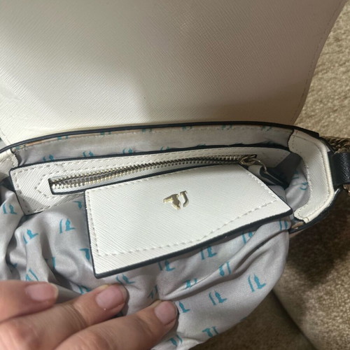 Trussardi bag like new
