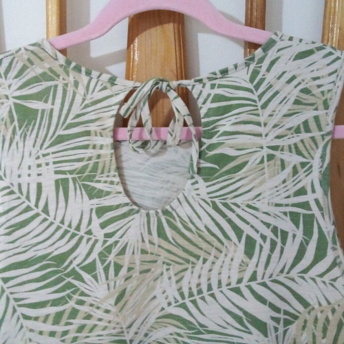 Pepco cotton tank top like new, size XL, white and green