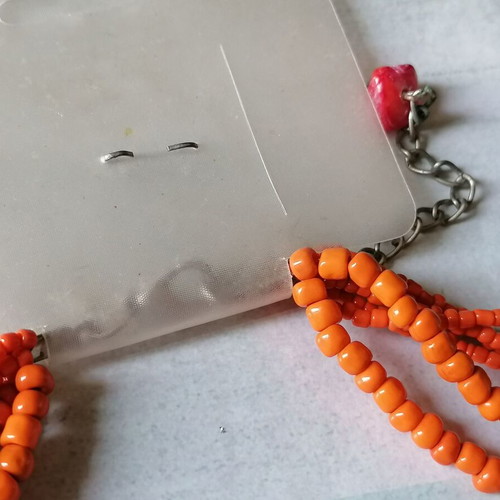 Necklace new with orange shell and beads