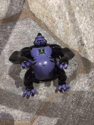 Ben 10 action figure
