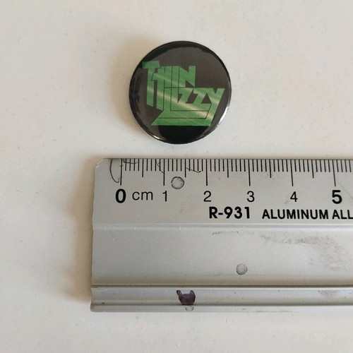 Thin Lizzy pin new, size 25mm