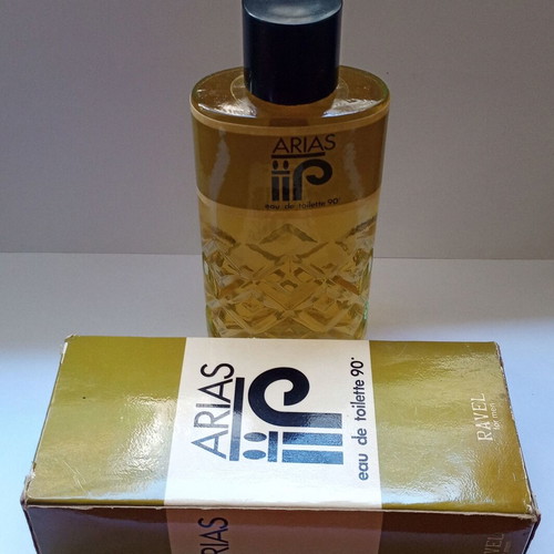 Vintage Ravel Arias Eau de Toilette men's splash 175 ml with box