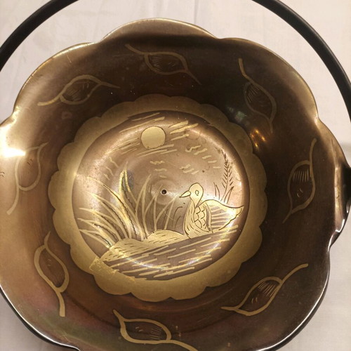 Vintage metal decorative basket like new