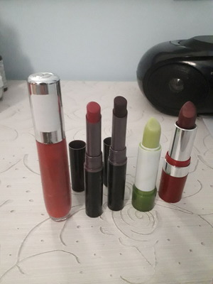 Lip cosmetics box now like new, 3 lipsticks, lip gloss, lip balm