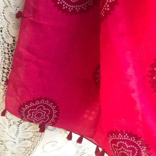 Large scarf like new, burgundy fuchsia pink with flowers and beads, cotton