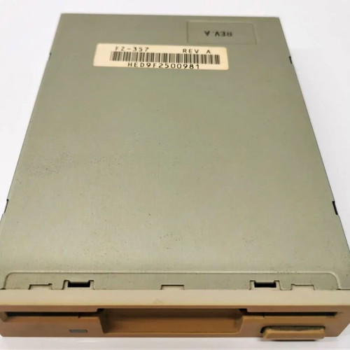Chinon FZ-357 3.5" floppy drive μεταχειρισμένο, 1.44MB, ιδανικό για Amiga