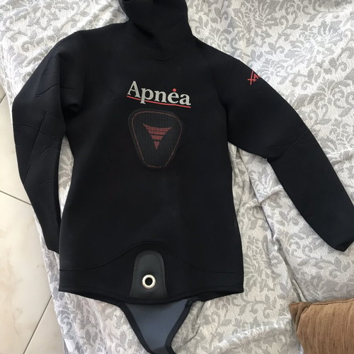 Jacket Apnea for diving with integrated hood, like new, size XL