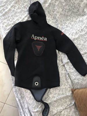 Jacket Apnea for diving with integrated hood, like new, size XL