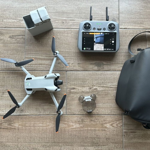 DJI Mini 4 Pro Fly More Combo drone with RC 2 and SanDisk Extreme Pro 512GB