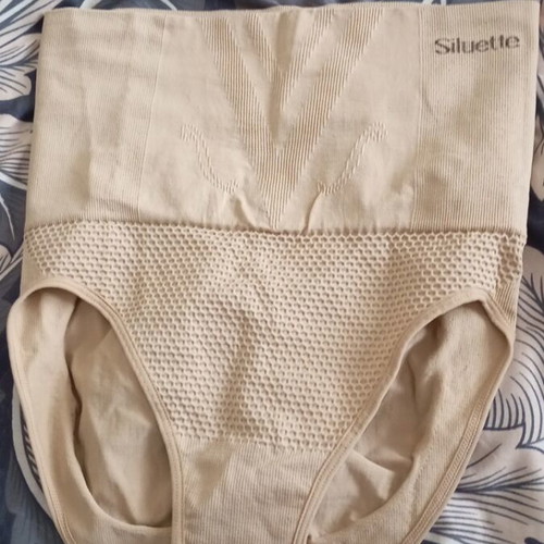 Corsets beige new, size M/L without label