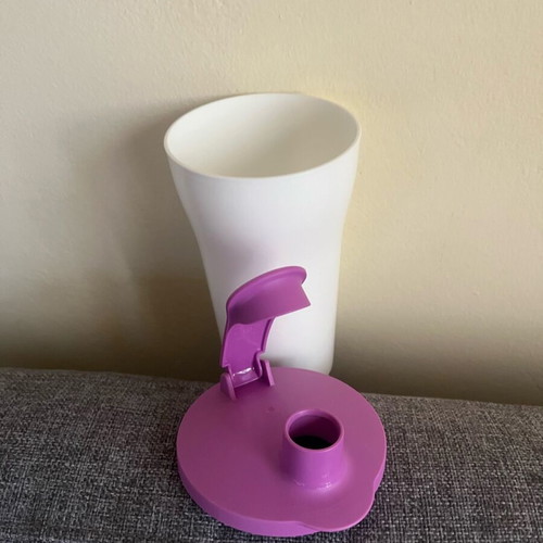Tupperware σέικερ 800ml σαν καινούργιο