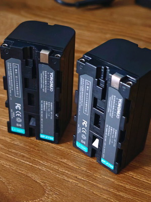NP F970 batteries for Yongnuo Sony 5 pieces like new 6900mah, 5200mah, 2100mah