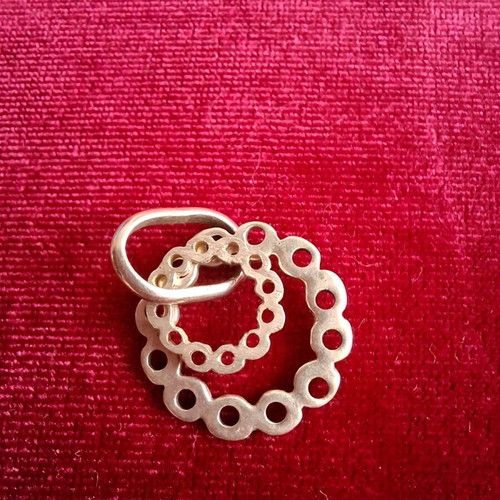Silver circles pendant used