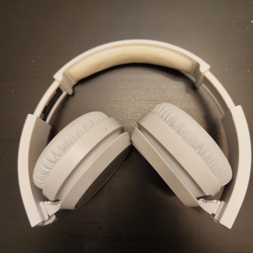 Philips TAH4205 Wireless Bluetooth Headphones White like new with Microphone USB-C