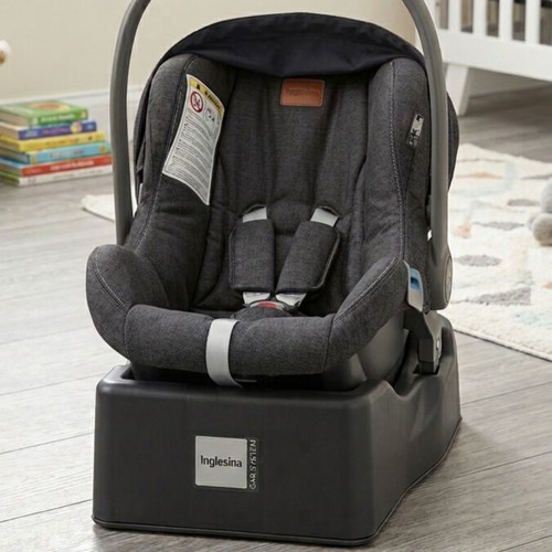 Inglesina Baby Car Seat 0-13kg with Base like new
