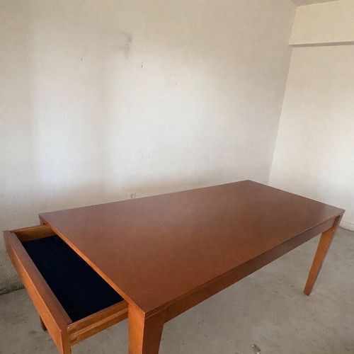 Dining table like new with 2.5 meter extension