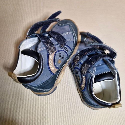 Geox boys' sneakers size 23 used, blue