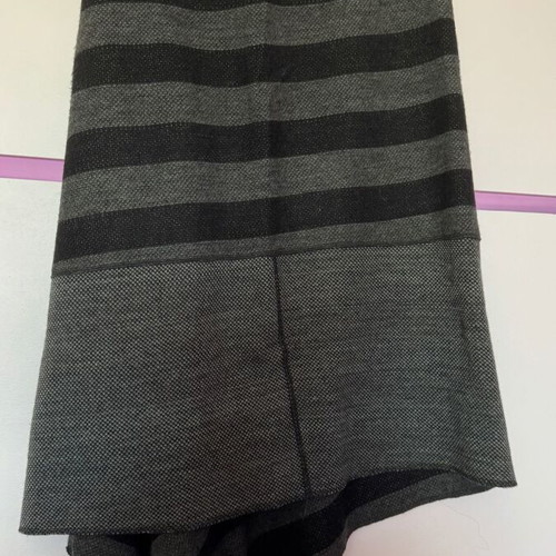 Attrativo asymmetrical skirt below the knee like new, size 38, black and gray