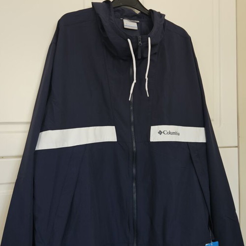 Columbia jacket new, waterproof and windproof, size XL, blue