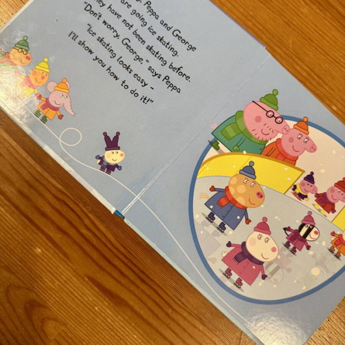 Peppa Pig: Peppa Goes Ice Skating children's book like new