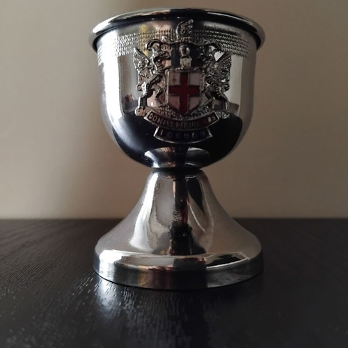 London Emblem Trophy used, 1960s metal souvenir