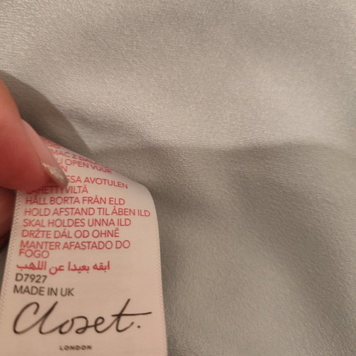 Closet satin dress large used