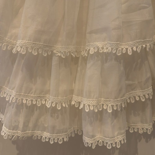 Parisian dress with lace like new, white, size M