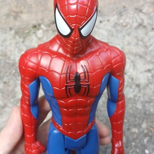 Spider-Man figures used, set of two